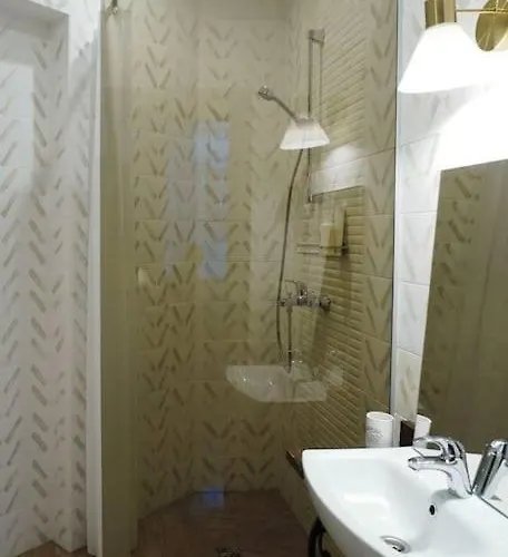 Bright Cozy In Quiet Center Riga