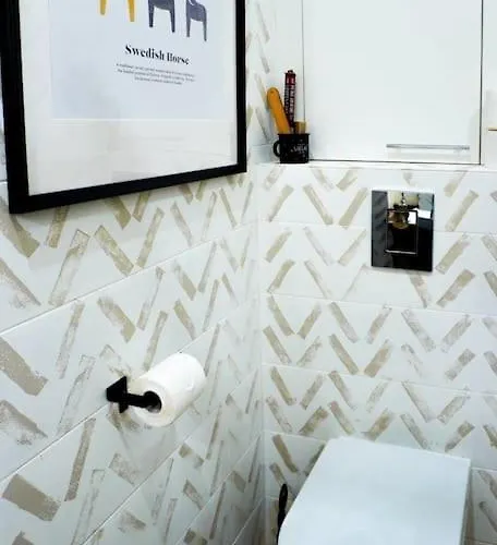 Dzīvoklis Bright Cozy In Quiet Center