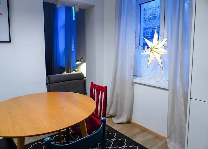 Bright Cozy In Quiet Center * Riga