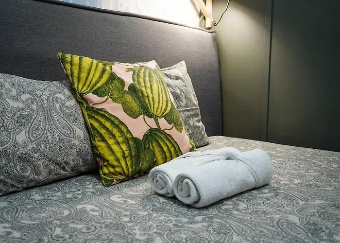 Bright Cozy In Quiet Center Riga