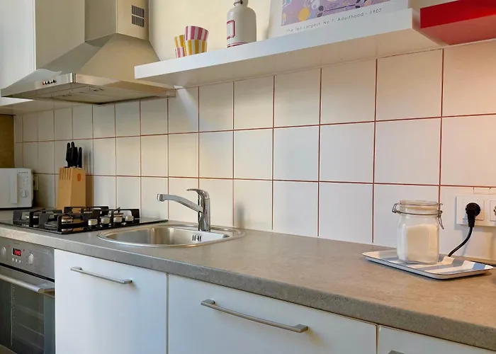 Bright Cozy In Quiet Center Riga